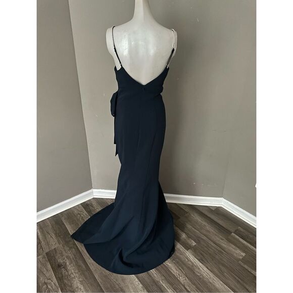 Cinq à Sept Emmie Crystal-Strap Gown - Picture 7 of 9